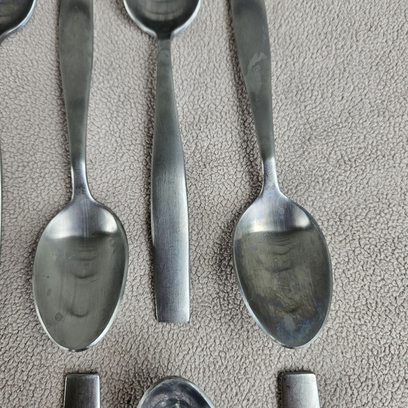 Oneida Stainless Soup Spoon Lot of 8 Cannon? 7 2/16" Satin 90-192 - Picture 3 of 10